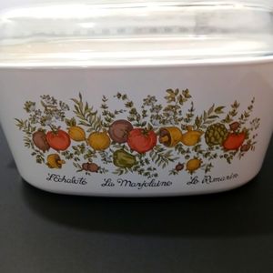 COPY - Corningware A-5-B 5 liter casserole dish with Pyrex lid.
